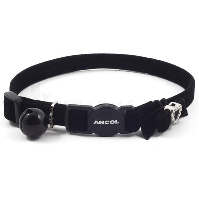 Black Velvet Heart Cat Collar