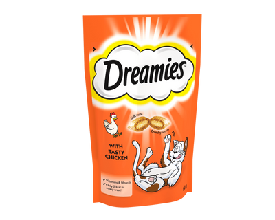Dreamies Cat Treats with Tasty Chicken
