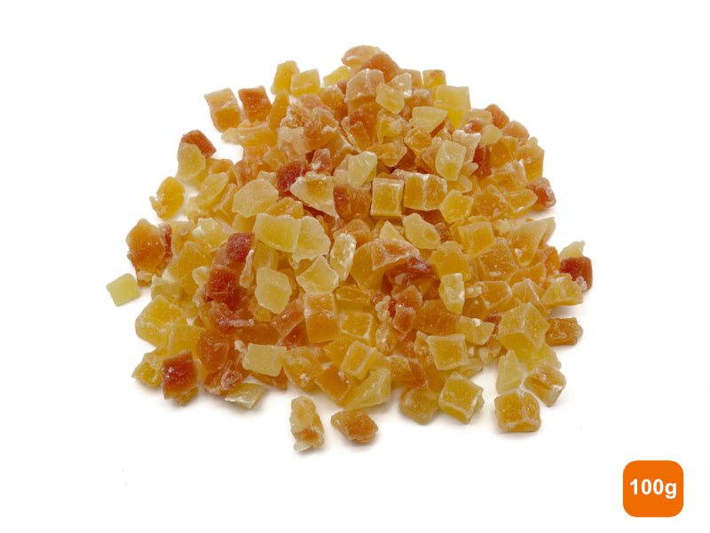 A pile of papaya cubes 100g