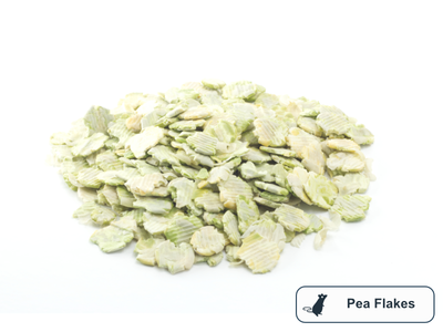 A pile of pea flakes